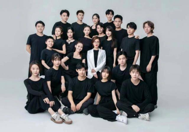 本版《怀疑》由北京电影学院历时两年打磨,2021年6月在中国国家话剧院