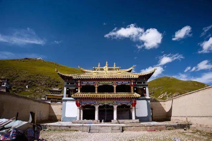 刚察大寺一路风光