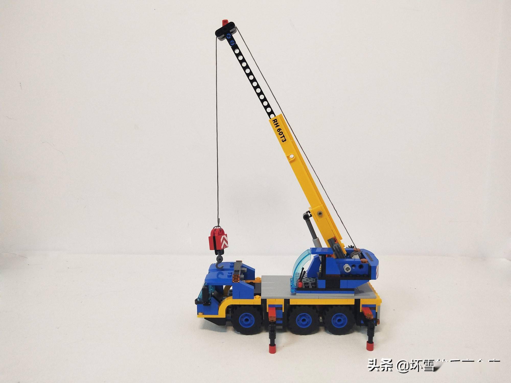 能升高到35厘米的起重机好不好玩呢乐高城市组60324起重机评测