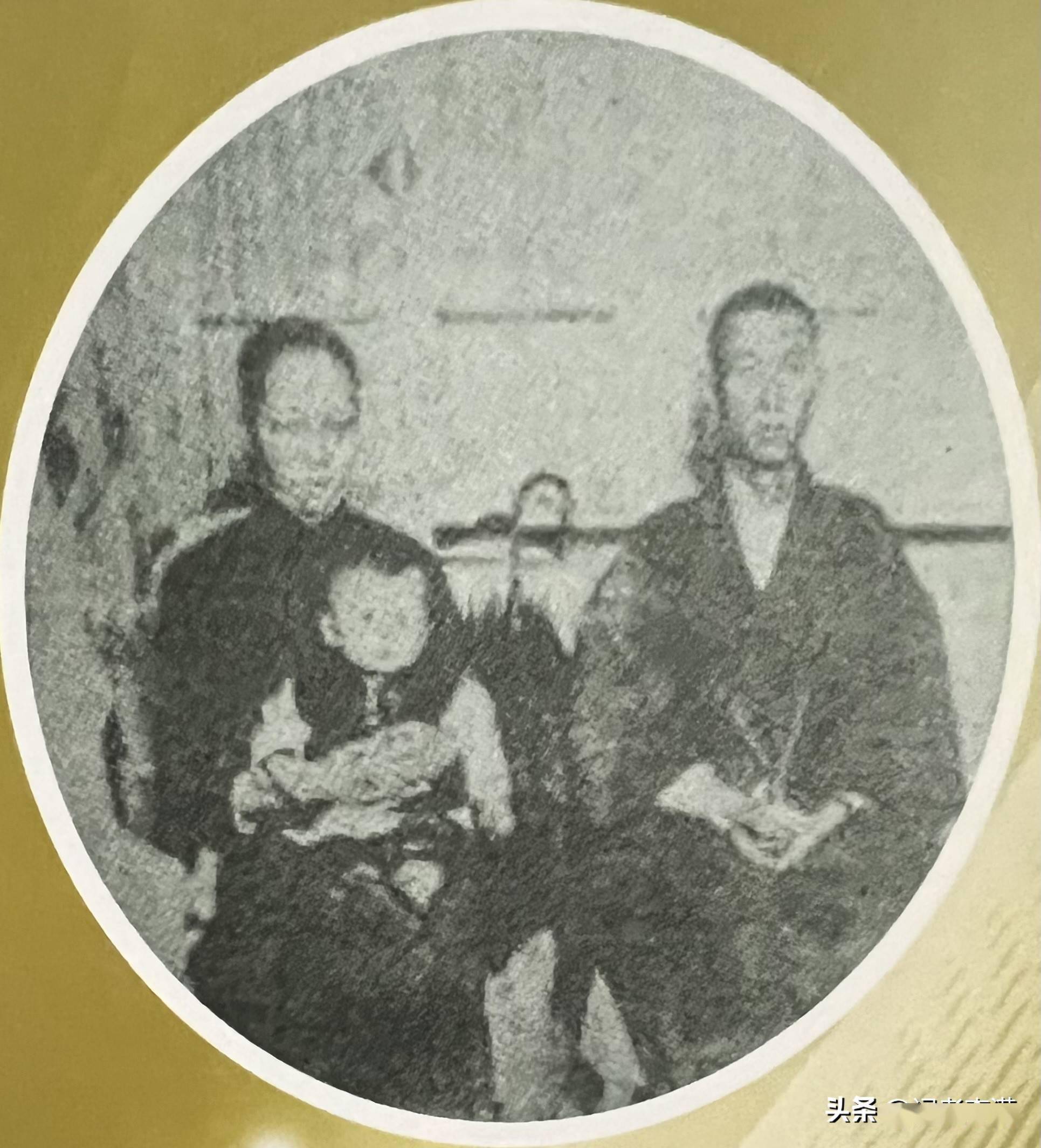 蔡锷与潘蕙英在日本治疗期间所摄10月31日,即蔡锷去世前8天:开创民国