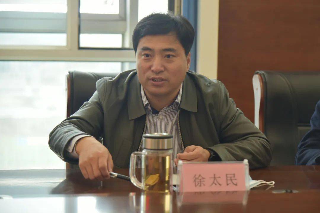 八五六农场有限公司与虎林市政府举行垦地共建座谈会