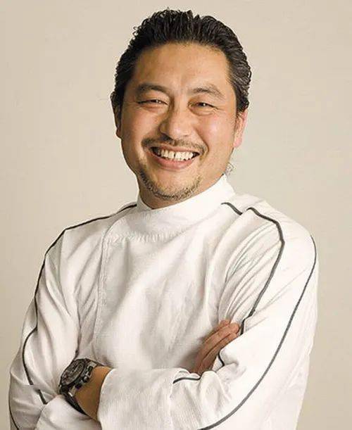 从音乐人到厨师他半路出家一举拿下米其林和50best