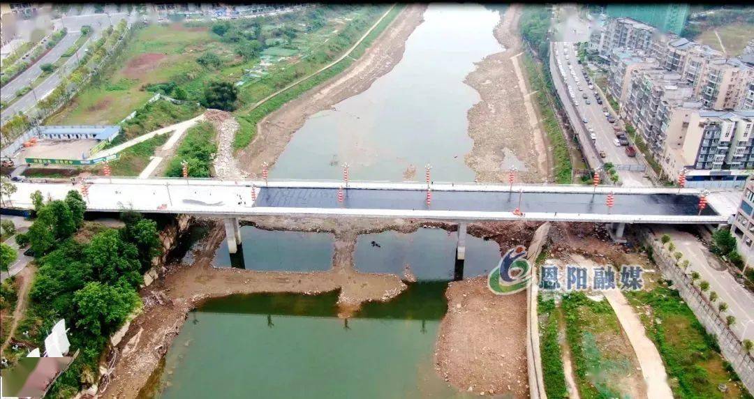 项目建设恩阳飞凤大桥即将全面竣工