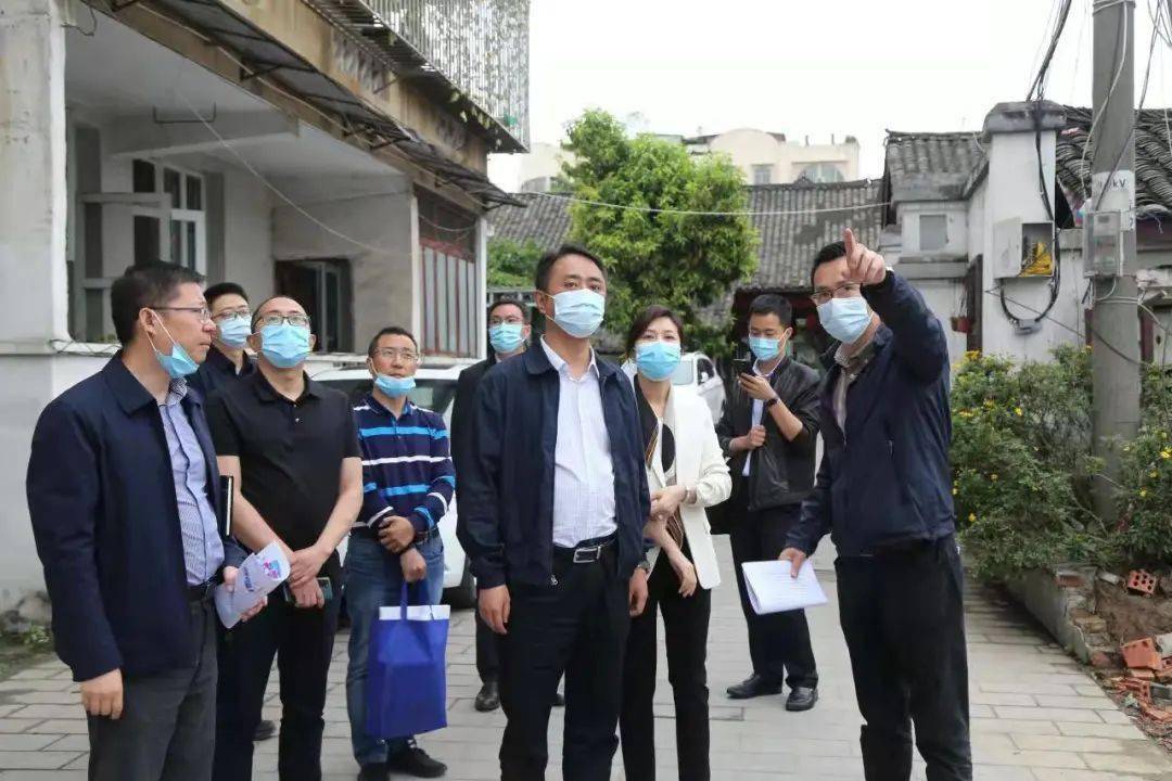 市委书记刘刚调研临邛古城老街巷保护利用工作