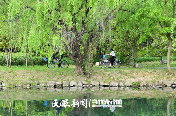 贵阳花溪十里河滩：人间最美四月天 踏青游玩正当时