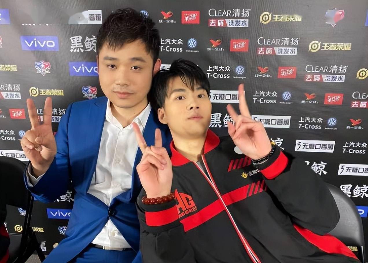 ag月光正式发文告别上一段旅程有新的安排和梦泪solo是开胃菜