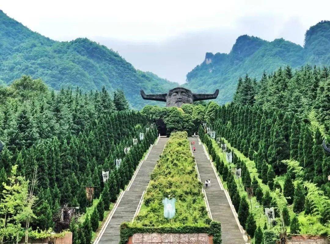 架国家地质公园78神农坛—瞻仰神农始祖的功德伟绩78天燕景区