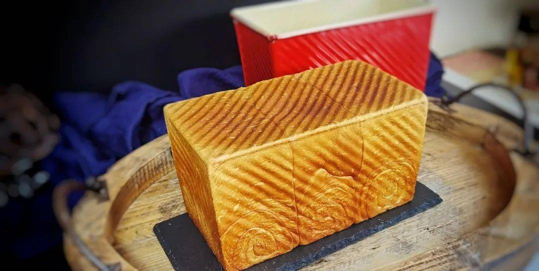 撕着吃才过瘾超柔软的黄金吐司