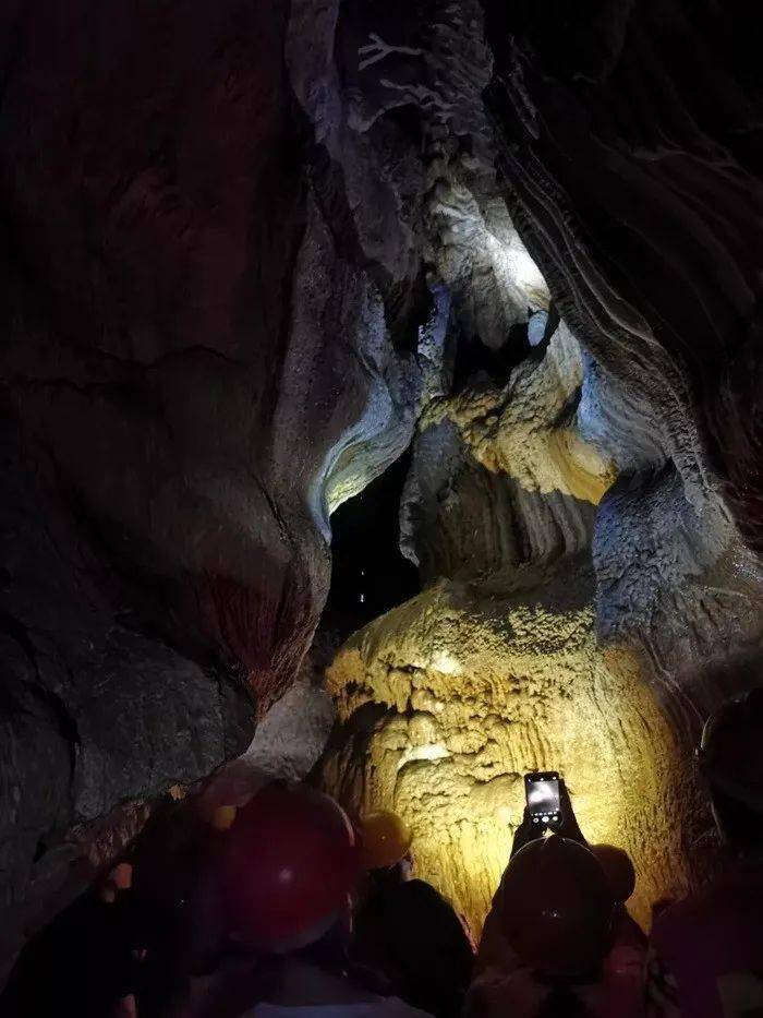 【乐行族│探洞】5月2日-3日,纪龙山探险:翻越豹子崖,探秘卧龙洞,大岩