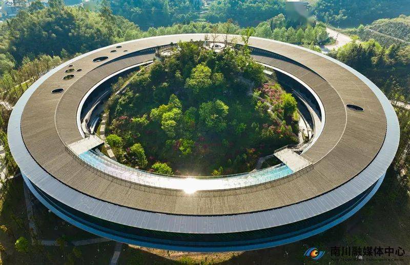 飞阅南川︱"云上"大观原点,多了朦胧柔美加持