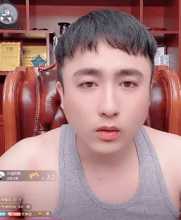 716离开艺人被索赔500w斥责账号被牌牌琦恶意发布s情短片散打喊话辛巴