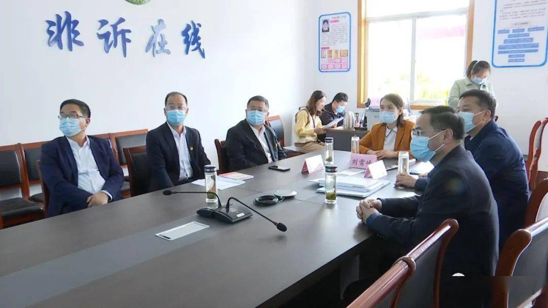 沂起学理论丨市委督导组到莒南县督导31理论武装体系工作开展情况