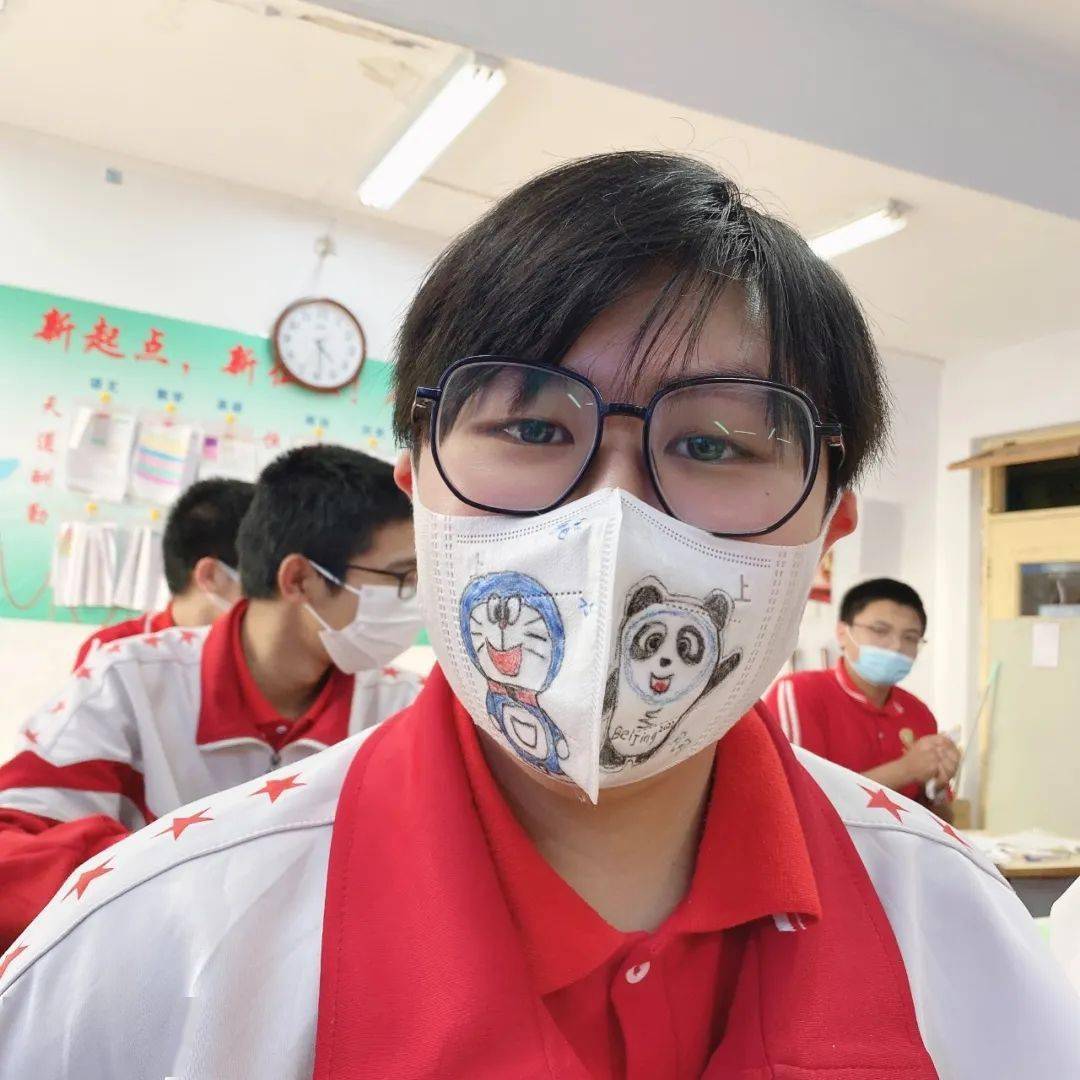 奋进剧场快来口罩创意画火啦