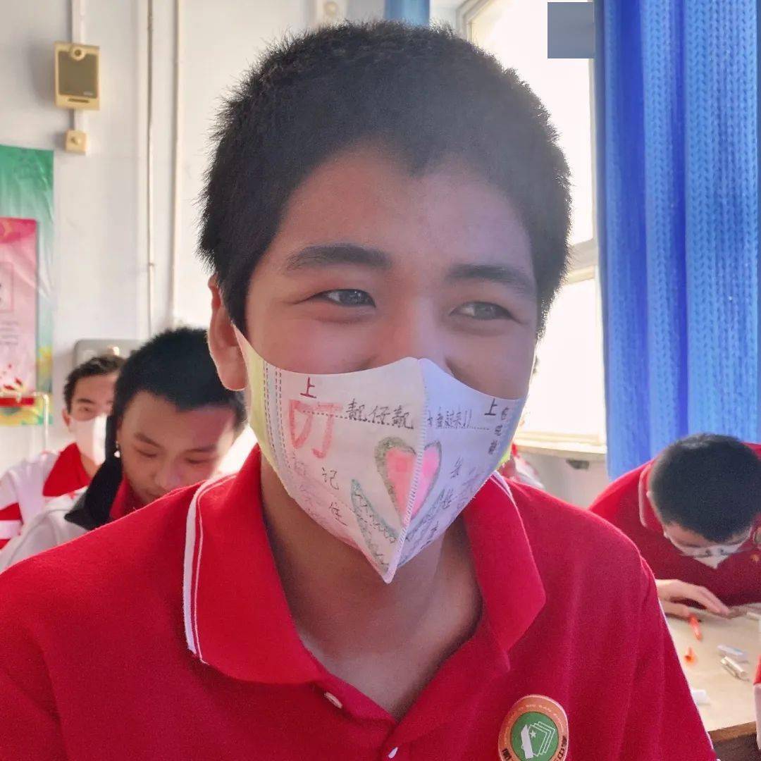 奋进剧场快来口罩创意画火啦