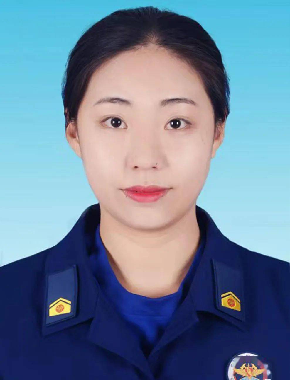 红色朗读 | 梁思璐:《17岁的她踢翻敌人审判台