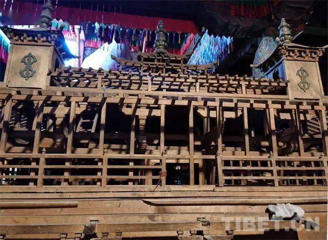 木雅曲吉建才保护古建留住文化记忆