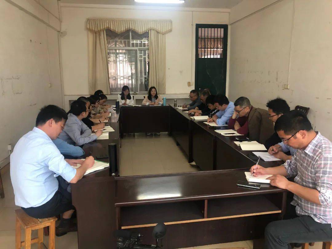 主任王建林,校党委书记,校长李忠明,校党委副书记,高三年级分管领导杨
