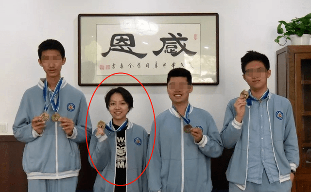 再看林妙可和杨沛宜的各自境遇,差距太明显_北京奥运会_开幕式_音乐