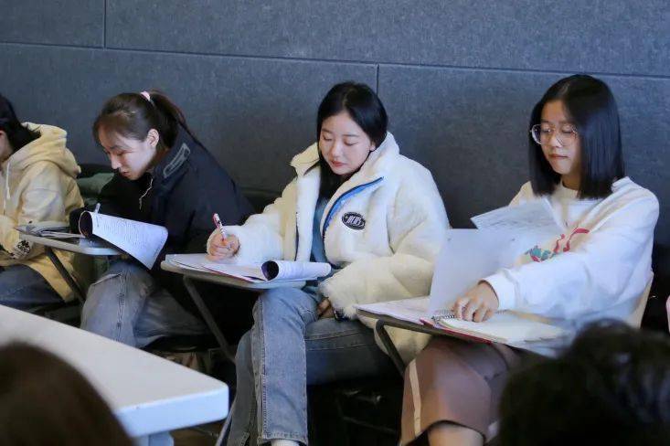 状元榜眼探花艺视学子实力斩获南京传媒学院傲人佳绩