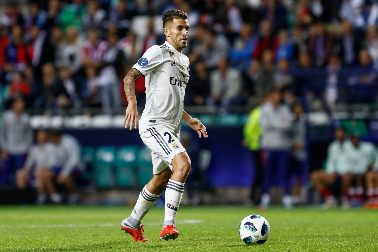 久违了塞巴略斯本赛季首次为皇马先发登场此前共出场104分钟