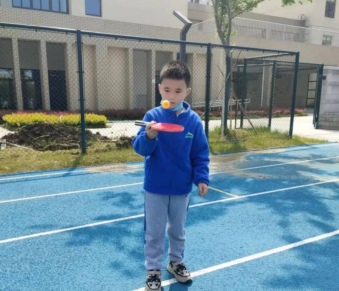 学府小学首届乒乓球颠球吉尼斯大赛