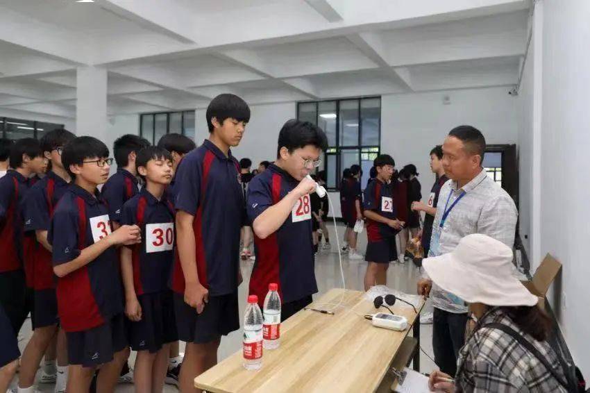 诸暨五所学校接受2022年学生体质健康测试抽检复核工作