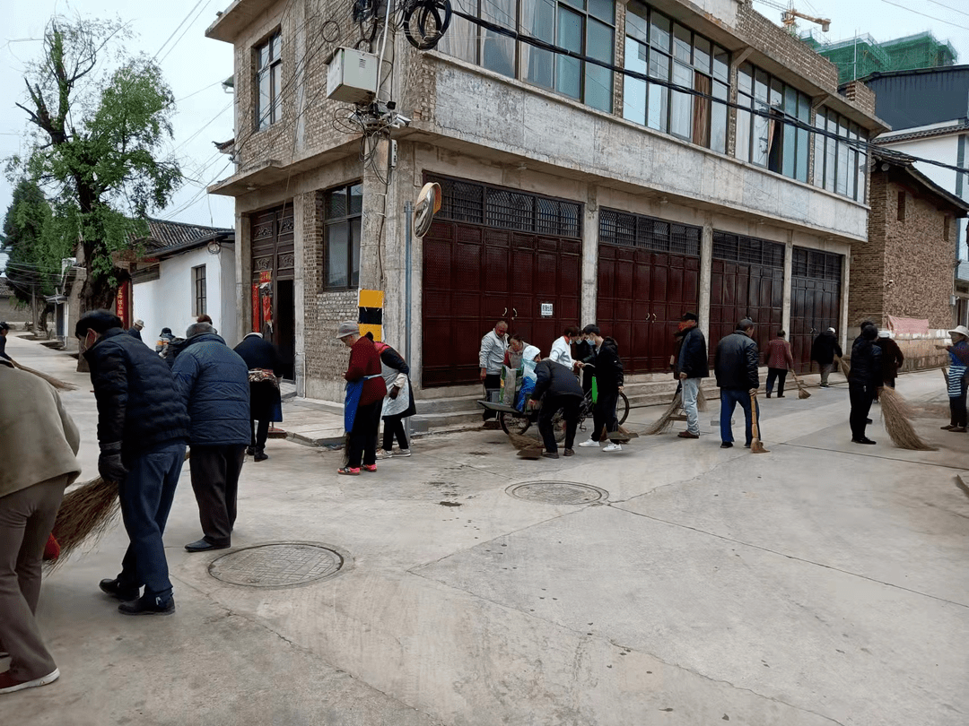 鹤庆县云鹤镇以干促实跑出爱国卫生运动加速度