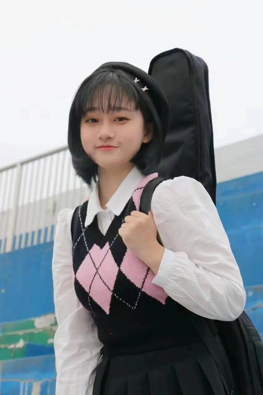 五四歌会歌手介绍丨左芳旭感人的歌声留给人的记忆是长远的