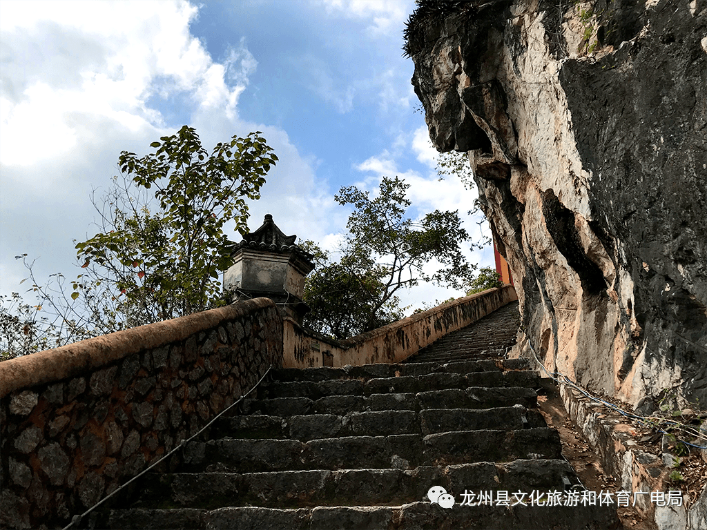 南疆长城龙州小连城