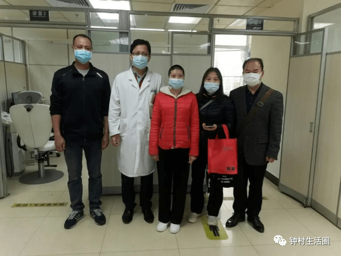 花季少女先天失聪钟村街道协力为她打开一扇窗