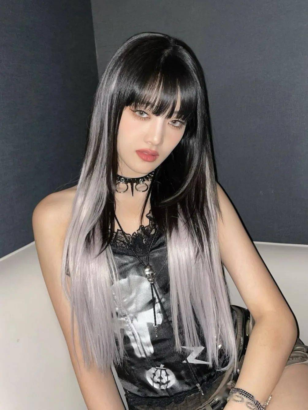 发型也为这次妆造加了buff!