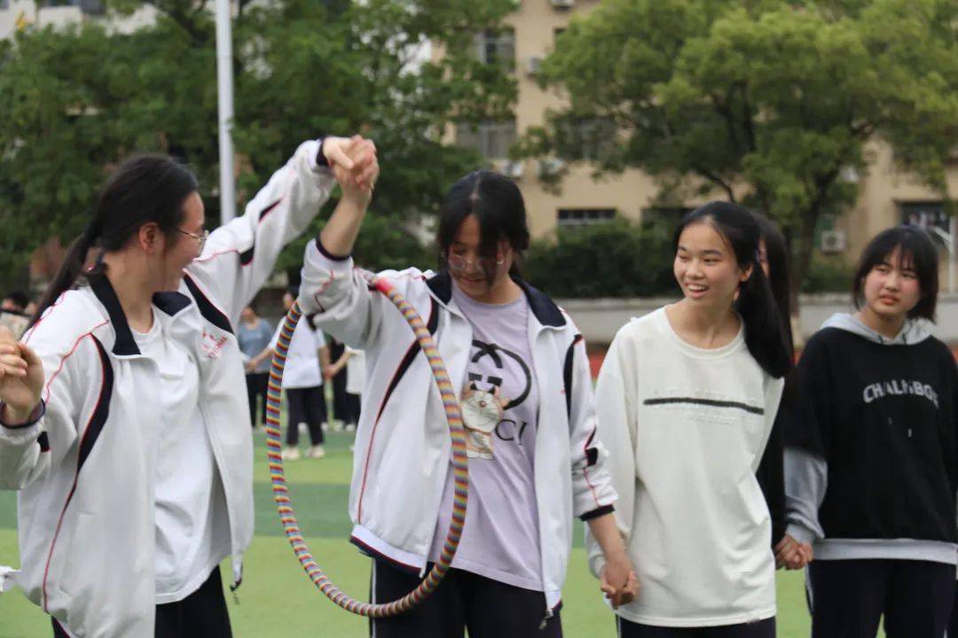 凝心聚力蓄能未来岳云中学成功举办2022年高考解压赋能团辅活动