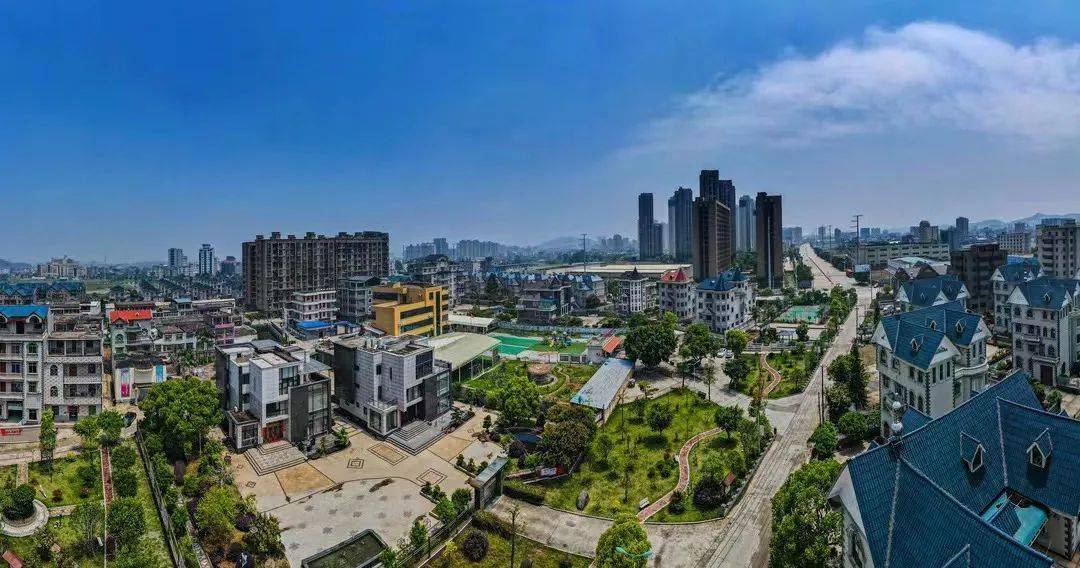 文明乡风金峰镇首峰村文明积分兑出美丽村庄