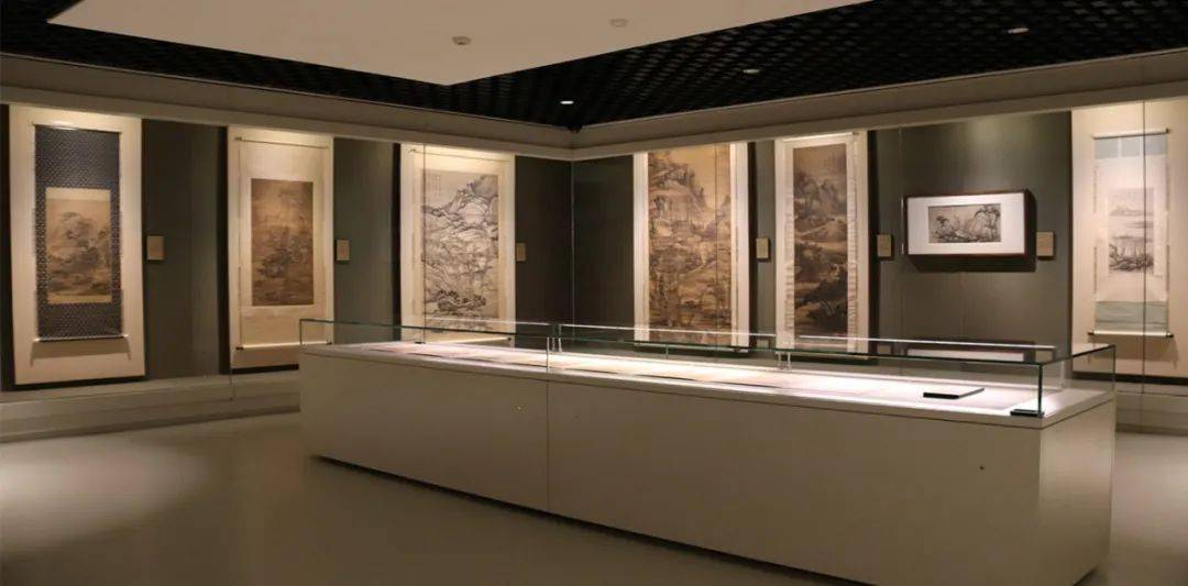 但是上海苏宁艺术馆却很少人知道,实际上这家低调的私人艺术博物馆,馆