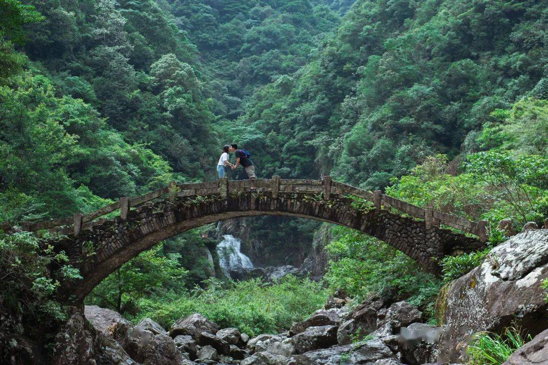 温州永嘉龙湾潭图片