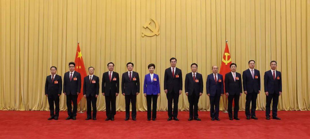 贵州海南新一届省委领导班子亮相9位新面孔4位70后