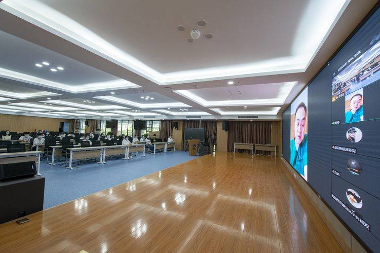 梨园医院成功举办聆听抗疫故事绽放青春光芒主题宣讲会