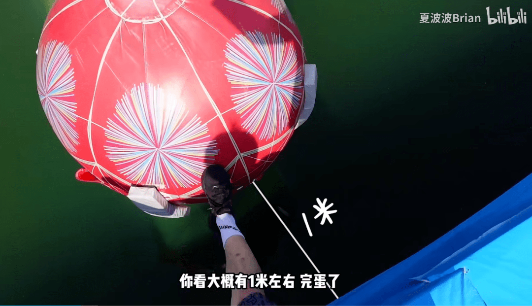 多少人惨遭大学舍友报名男生女生向前冲