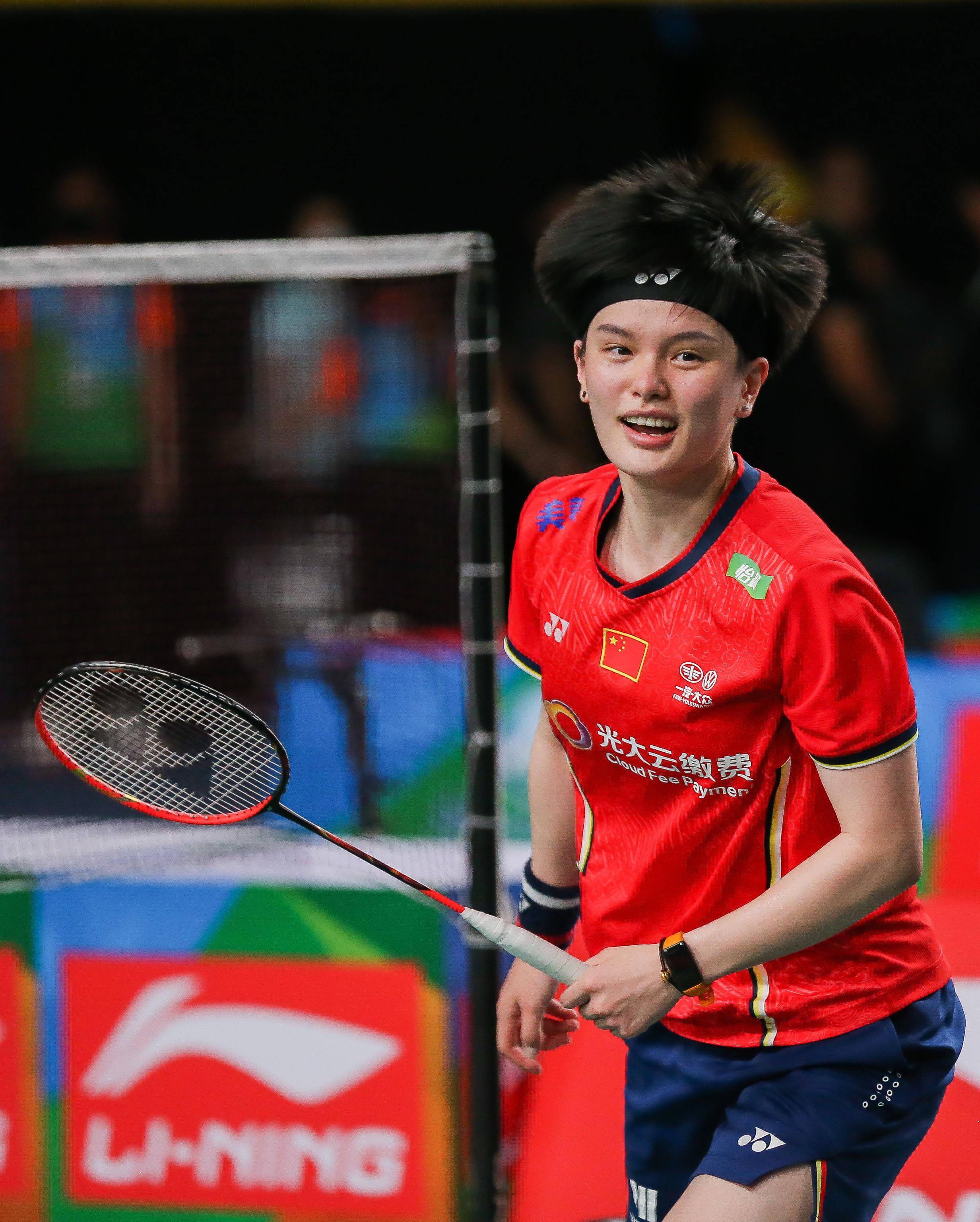 当日,在菲律宾马尼拉举行的2022年亚洲羽毛球锦标赛女单决赛中,中国