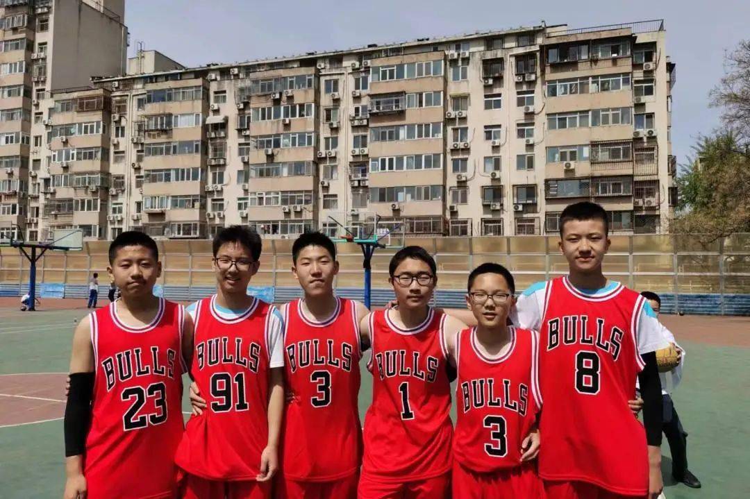 海淀区中学篮球比赛(海淀区中学排名2022最新排名)