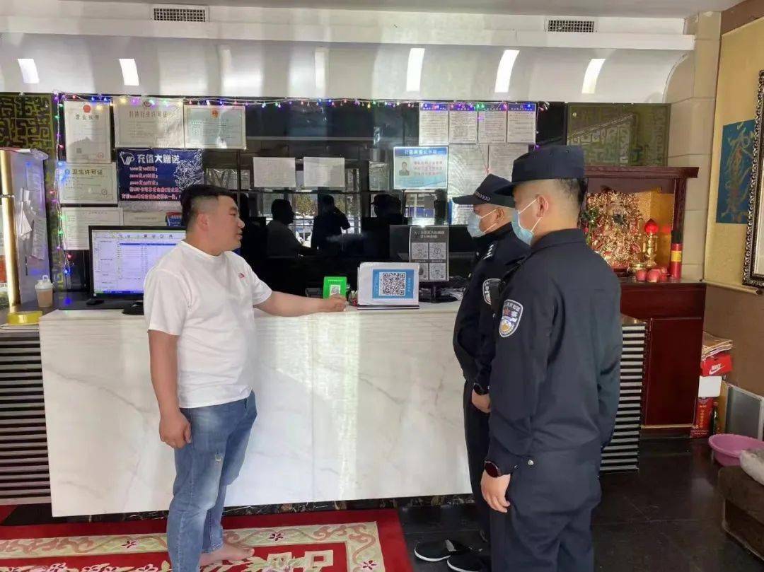 朝阳警方集中统一清查行动!_检查_鲜卑_东北