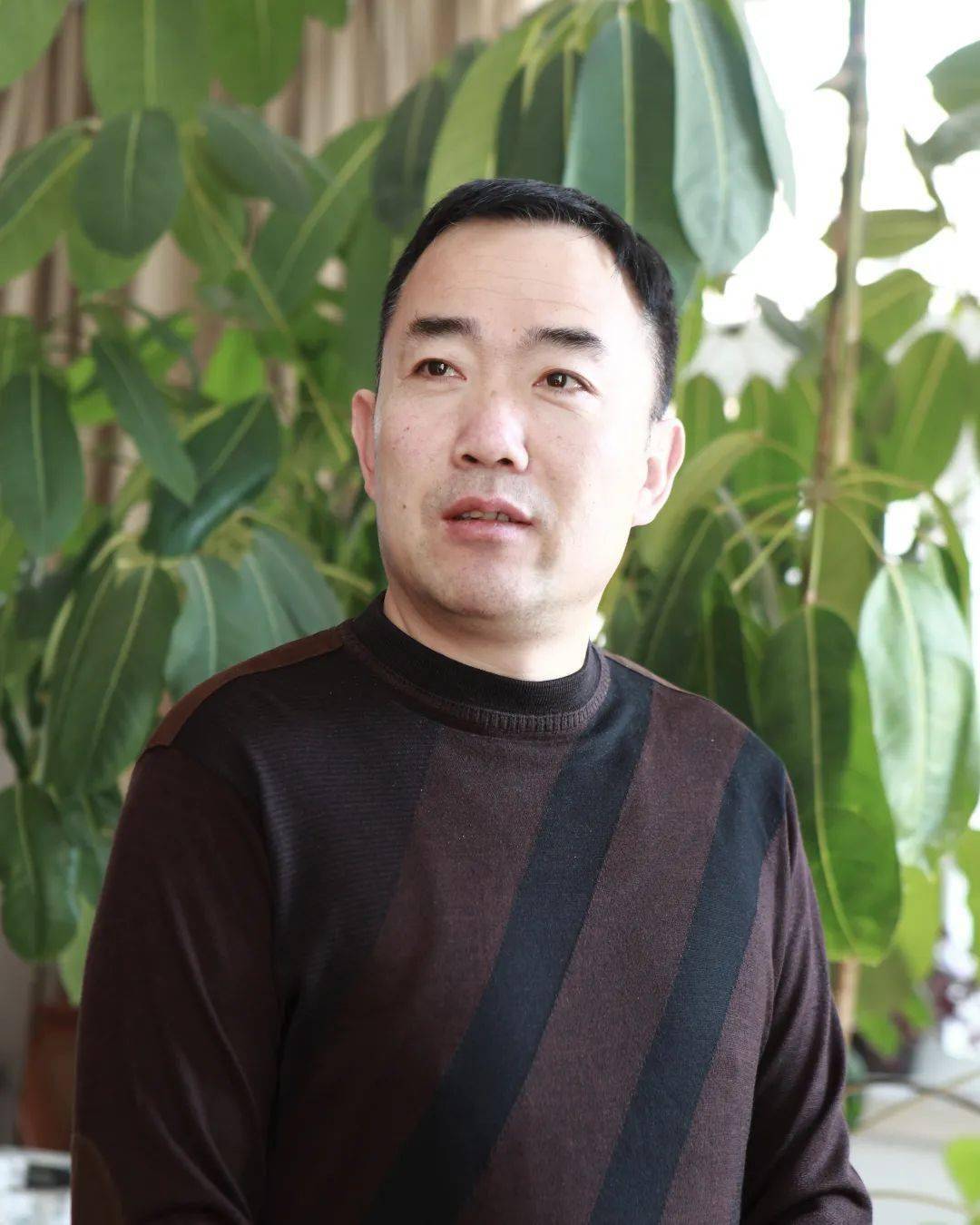 中国好书靠山铁流为人民书写是作家的职责