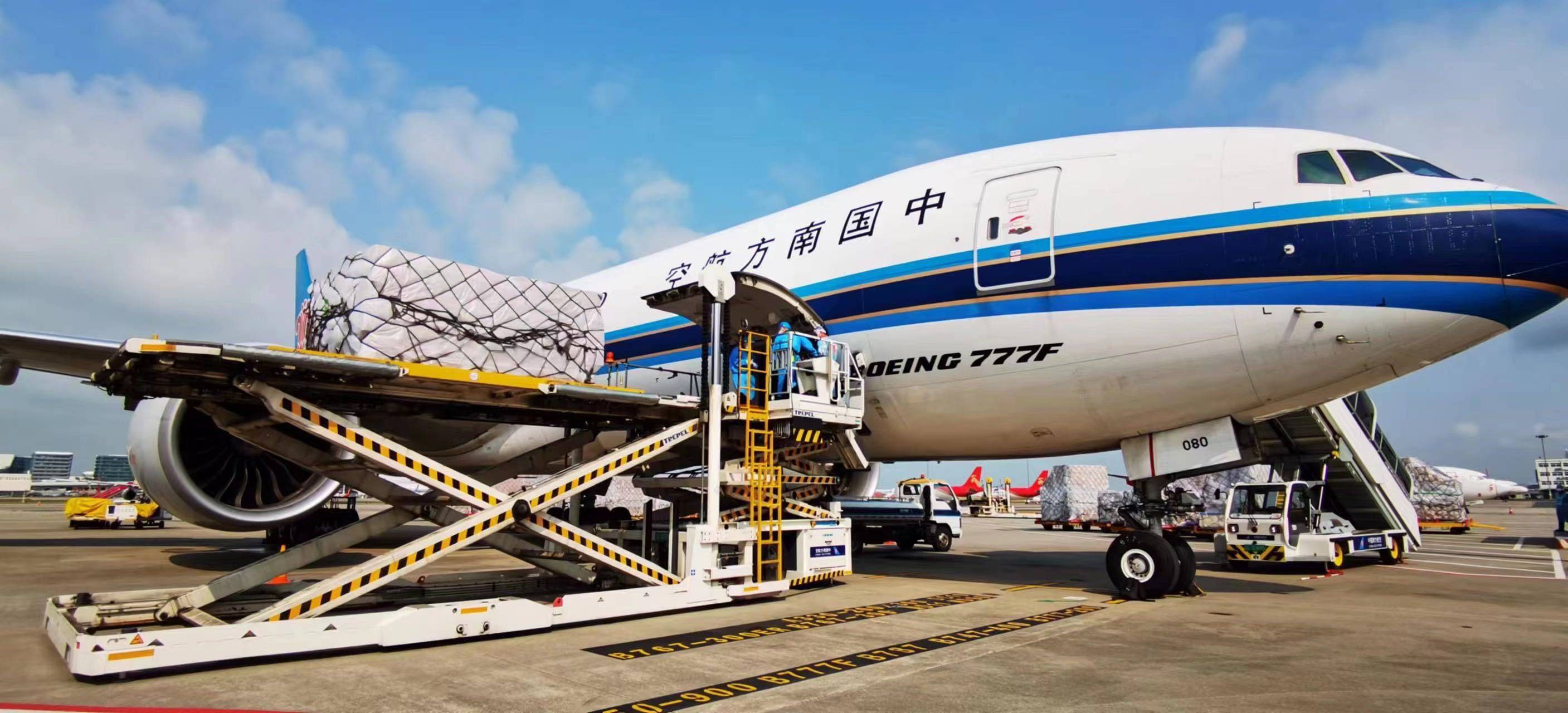 南方观察|货运纪录频创历史新高,深圳机场做对了什么?_航空_物流_货物