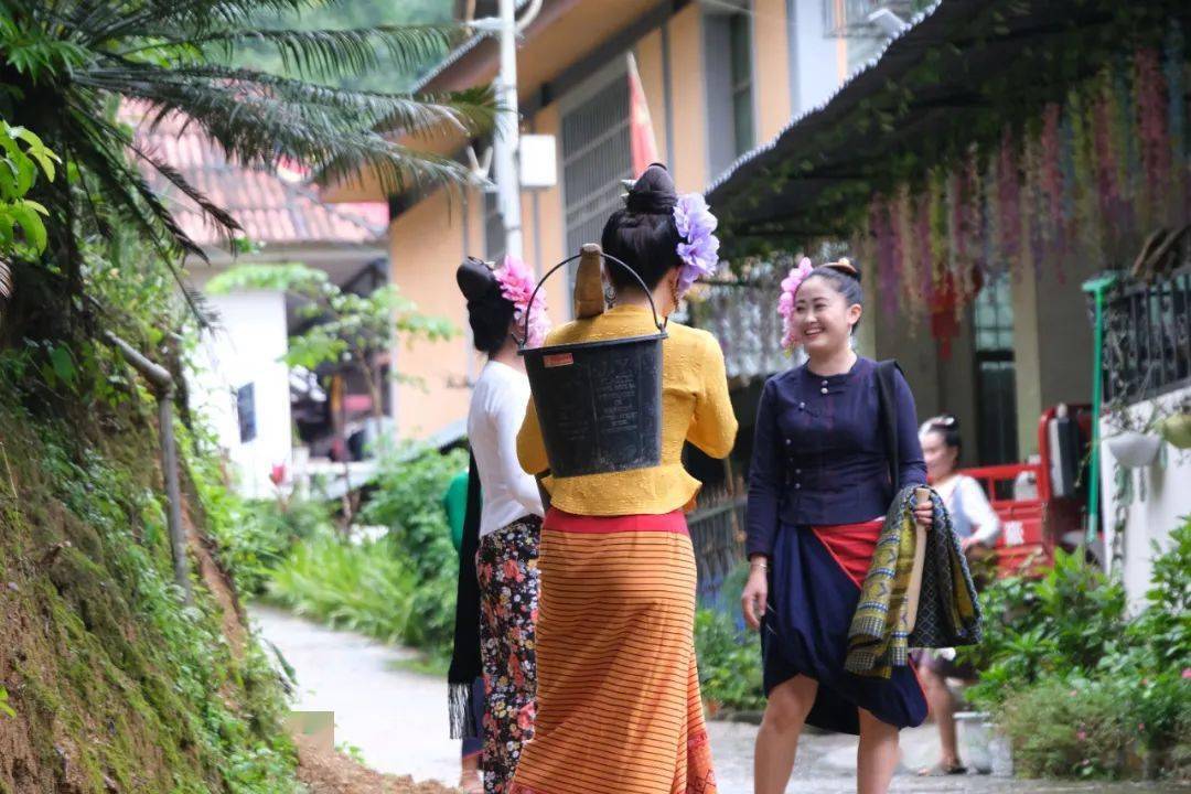 关累镇唱响民族团结进步主旋律谱写乡村振兴战略新篇章