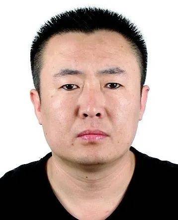 姓名:鲍俊勇户籍:宝龙山镇派出所宝龙山镇姓名:包志君户籍:通辽市