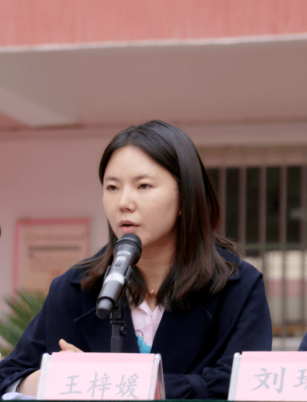 县区动态黄陵举行巾帼心向党•喜迎二十大家校联动文艺展演暨启动