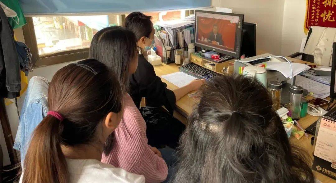 虎俊杰是兰州铁路技师学院学生,曾荣获2022年中国中铁优秀团员和2022