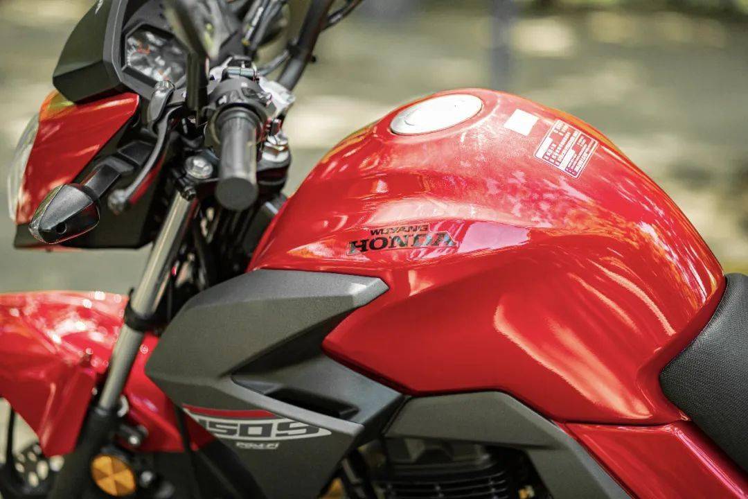 逃离城市探寻古镇五羊本田帅影150s的自在酷生活