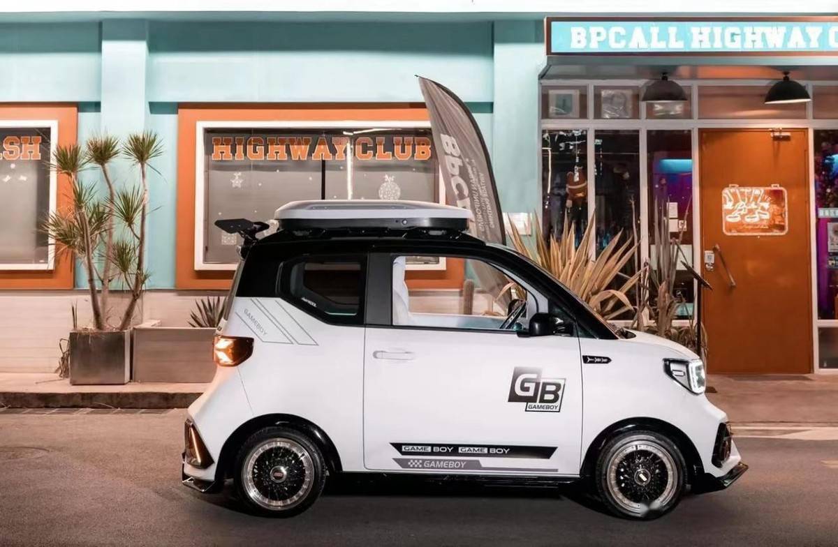 五菱车的颜值巅峰?能驾驭各种改装风的宏光miniev gb,还挺实用