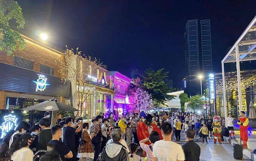 潮流上河城五一回顾上河城福利消费节启动超亿元福利礼包继续放送中